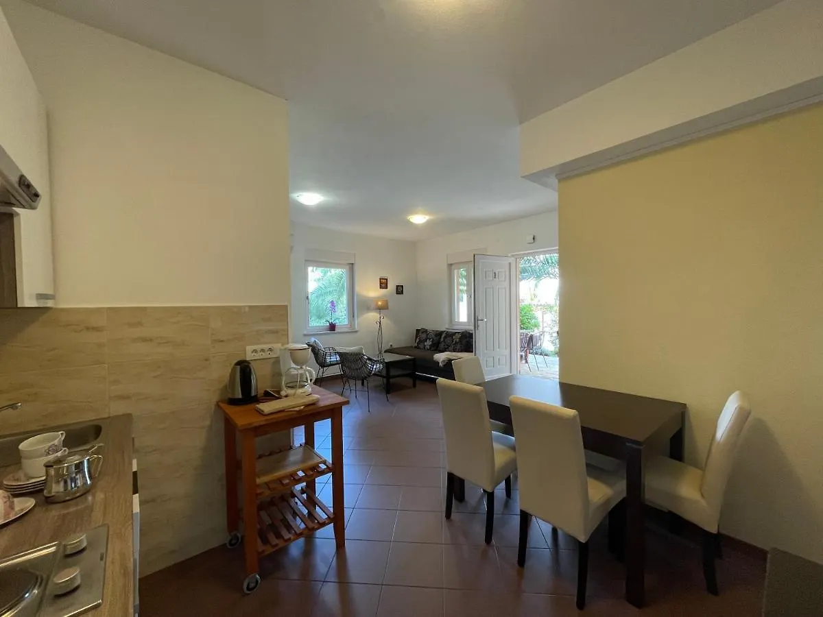 Grand Pool Apartment Ika-Opatija Kroatien